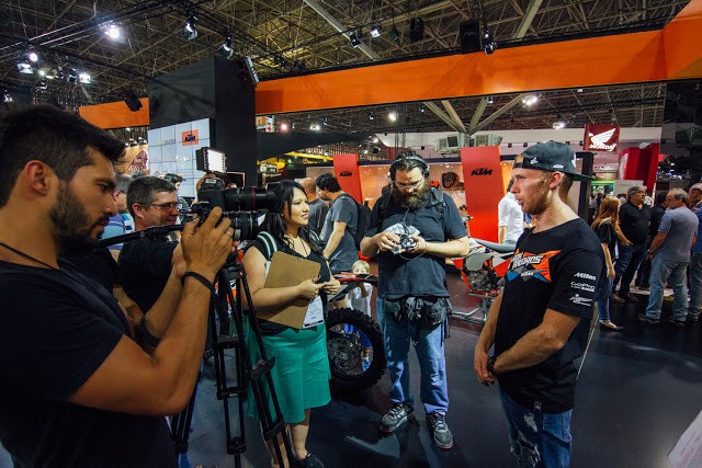 Lançamento mundial: Rok Bagoros com a KTM 200 Duke no Brasil