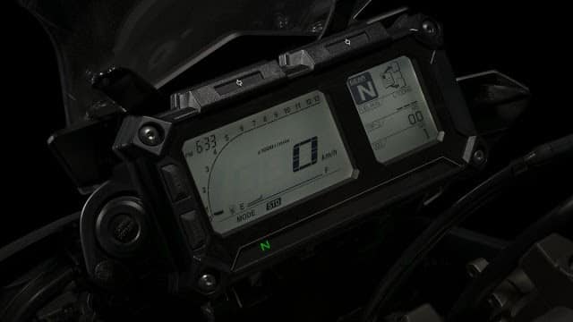 Yamaha MT-09 Tracer. O novo modelo da linha MT mescla elementos esportivos, street e touring.