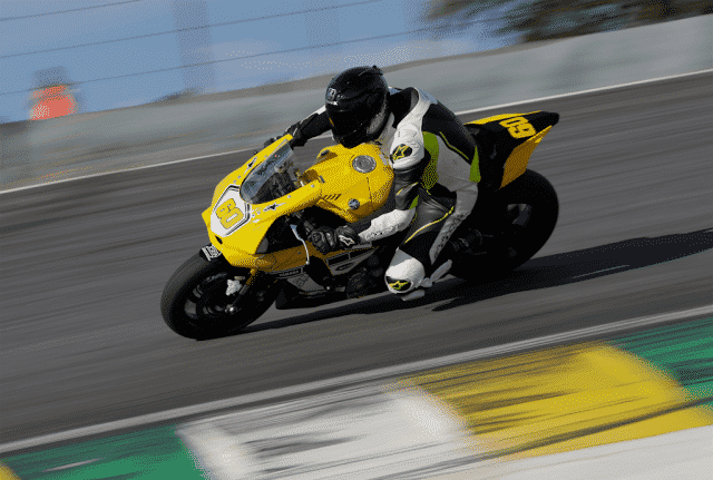 Yamaha vence as 500 milhas Brasil de Motovelocidade com a nova R1