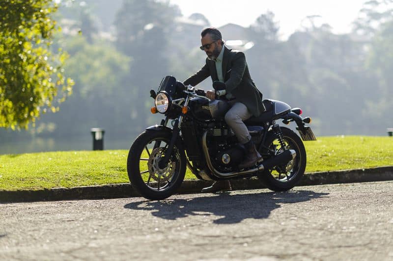 Triumph lança nova ação de marketing que nomeia fãs da marca como “Official Riders”