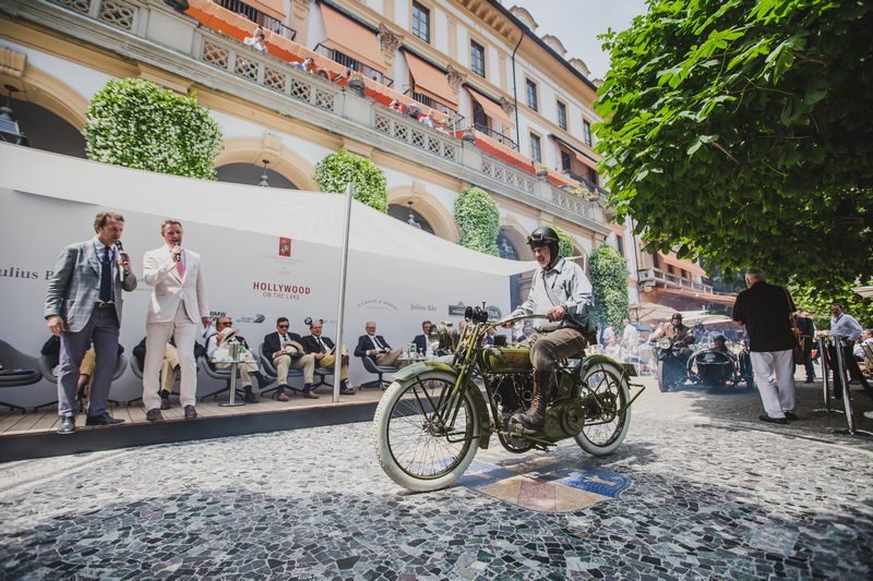 BMW exibe modelos clássicos em concurso de motos na Itália