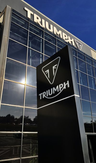Triumph TE-1 desenvolverá motos elétricas com a Williams