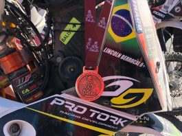 Paranaense Lincoln Berrocal completa Rally Dakar aos 61