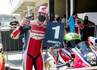 Eric Granado, da Honda Racing, vence etapa de abertura do SuperBike Brasil 2020, em Interlagos. Crédito: Ricardo Santos/Mundo Press