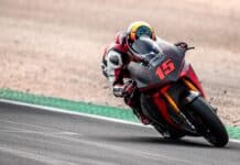 No final do mês passado, a Ducati MotoE participou de novos testes com o piloto Alex De Angelis