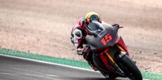 No final do mês passado, a Ducati MotoE participou de novos testes com o piloto Alex De Angelis