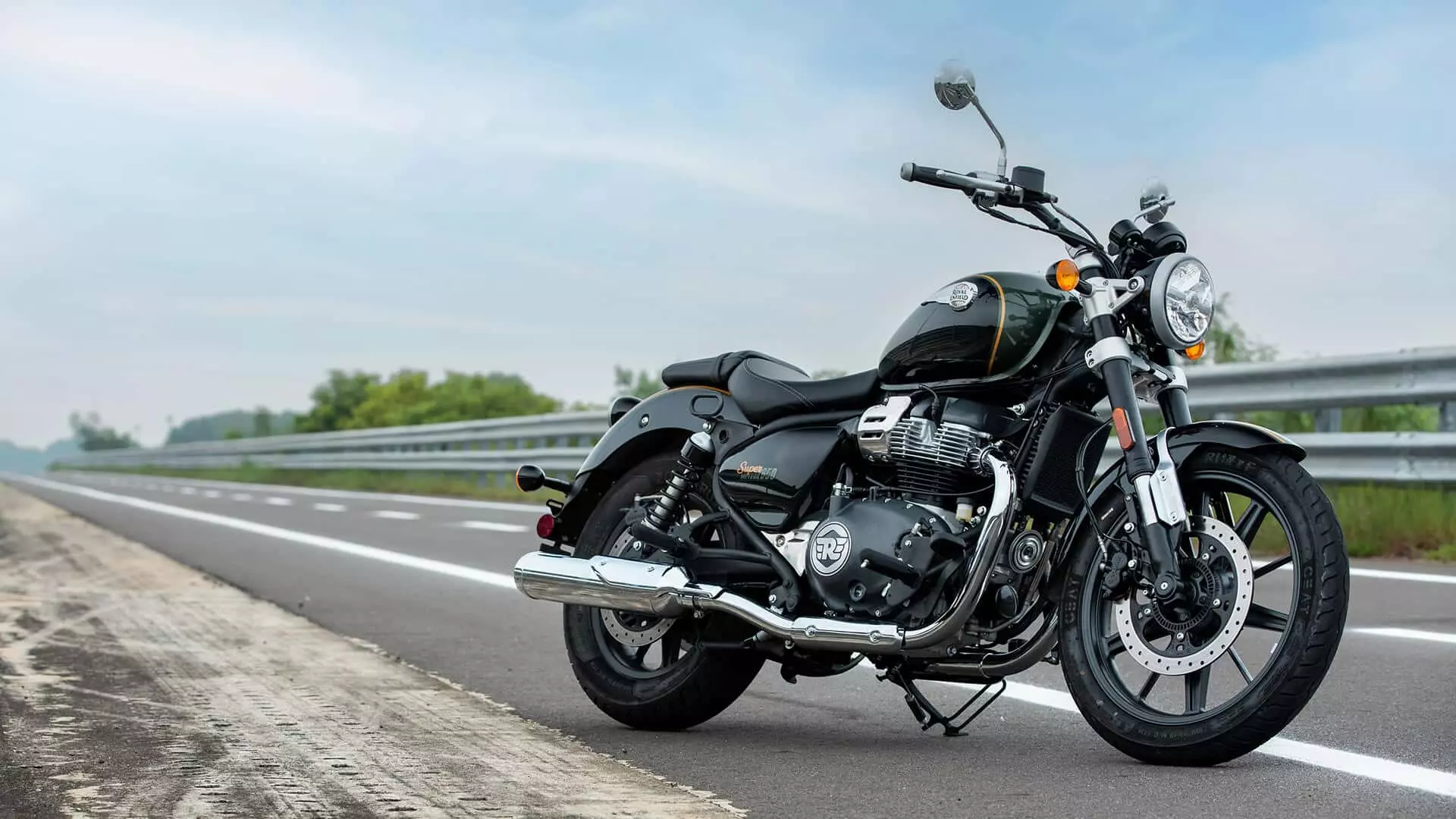 Royal Enfield Super Meteor 650; conheça o mais recente lançamento da marca indiana 8 Royal Enfield Super Meteor 650 11