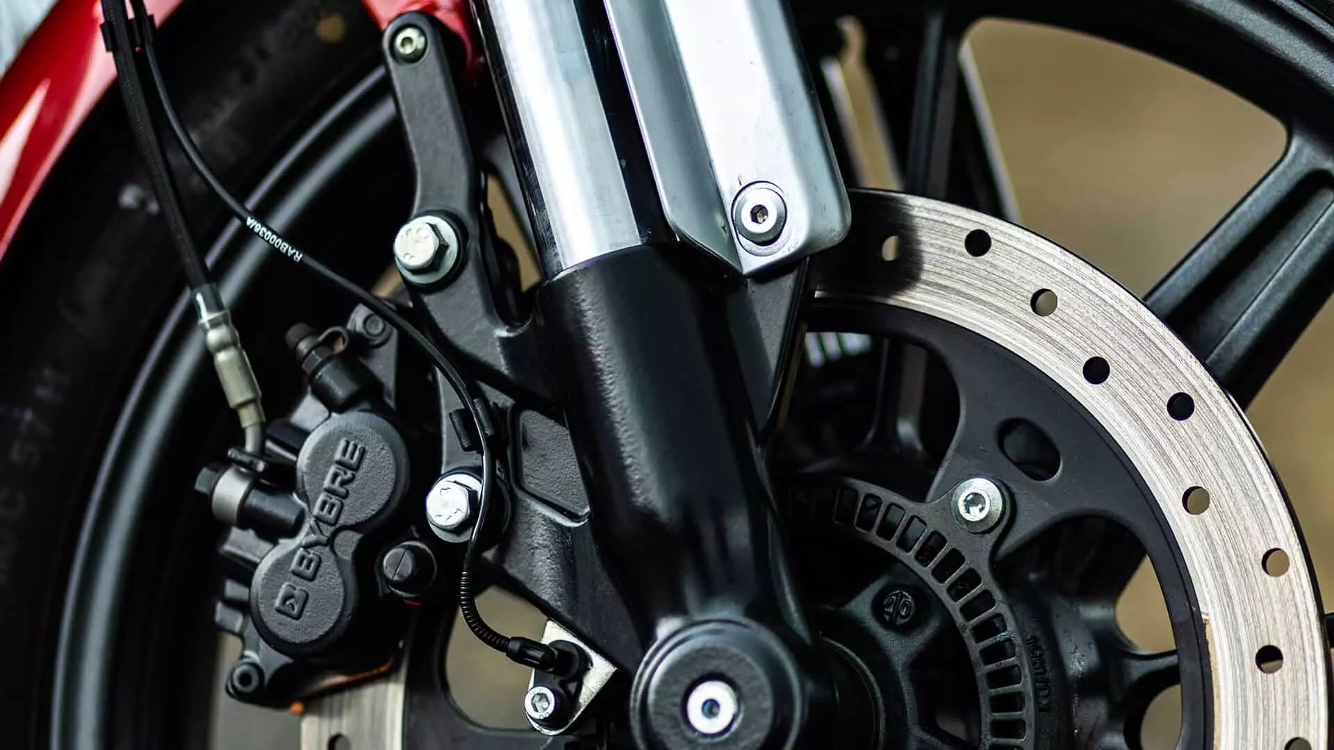 Royal Enfield Super Meteor 650; conheça o mais recente lançamento da marca indiana 6 Royal Enfield Super Meteor 650 6