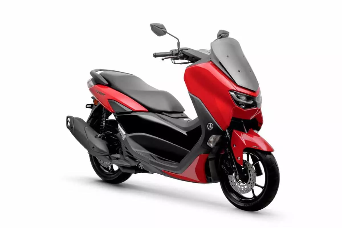 Nova Yamaha NMAX Connected 160 ABS; interatividade até com as redes sociais. 7 tn 2023 NMAX 160 SOLAR RED 3 4 DIREITA