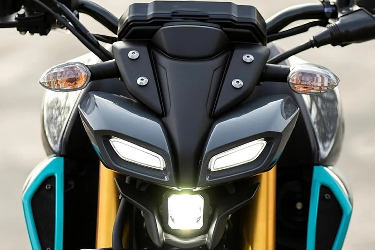 Nova Yamaha MT-15 2024: conheça essa pequena braba, de coração
