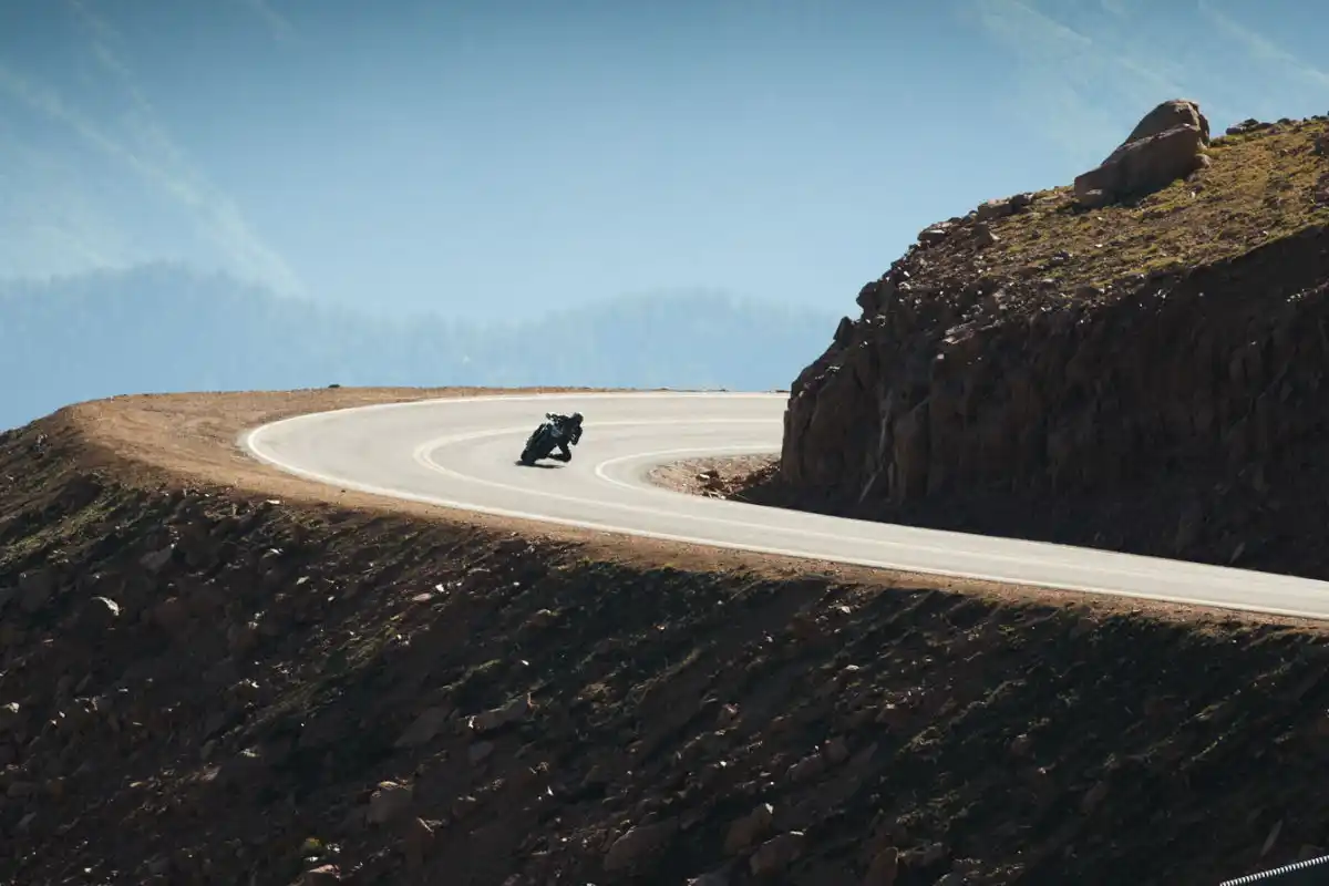 Filme do piloto Rafael Paschoalin mostra uma corrida extrema - Divulgação Filme do piloto Rafael Paschoalin mostra uma corrida extrema - Divulgação