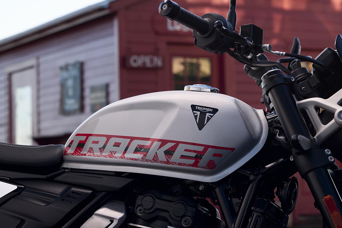 Triumph Tracker 400 2026: nova flat-track da família 400 com motor de ...