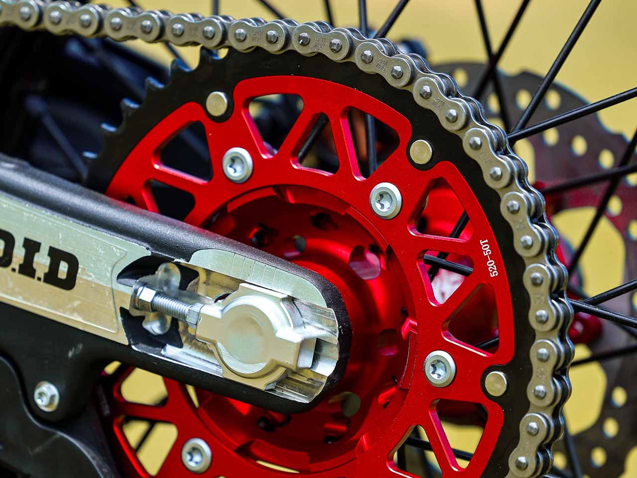 MXF 300 TSX-R - Divulgação MXF 300 TSX-R - Divulgação