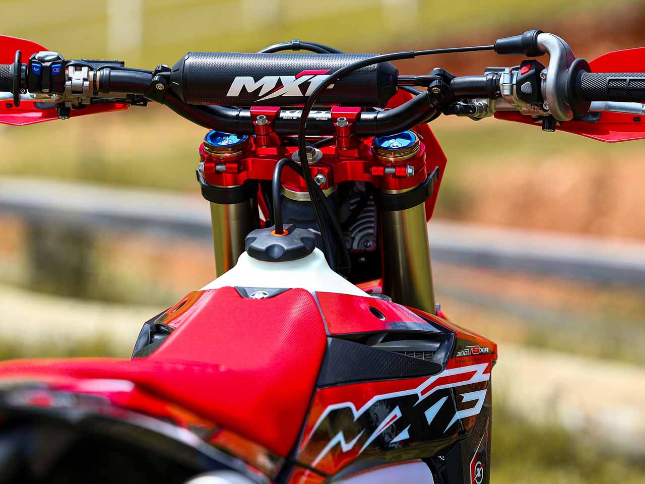 Nova off-road 2 tempos MXF 300 TSX-R - Divulgação Nova off-road 2 tempos MXF 300 TSX-R - Divulgação