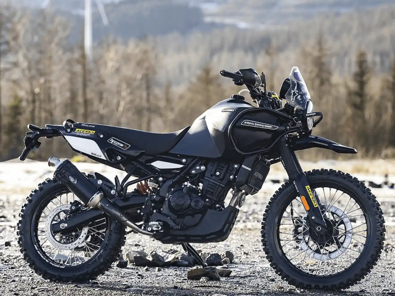 Royal Enfield Himalayan 450 Phantom - Divulgação Royal Enfield Himalayan 450 Phantom - Divulgação