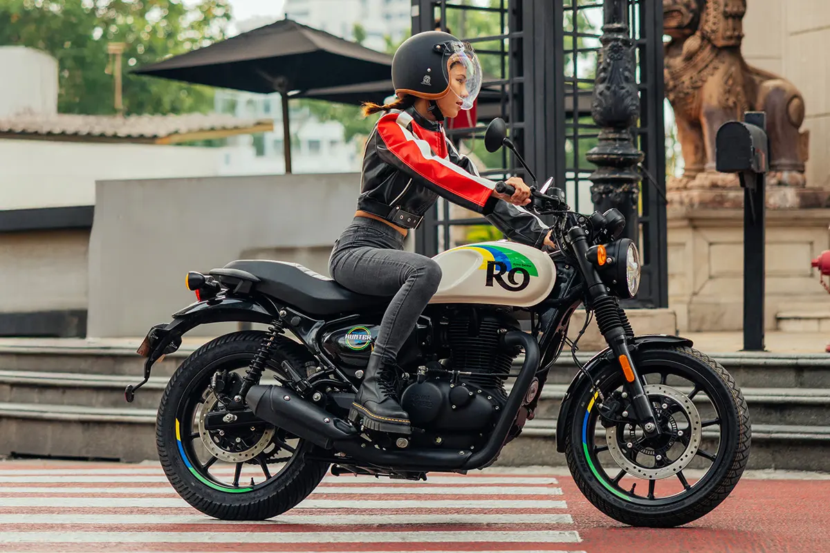 Nova Royal Enfield Hunter 350 Branco Rio - Divulgação Nova Royal Enfield Hunter 350 Branco Rio - Divulgação