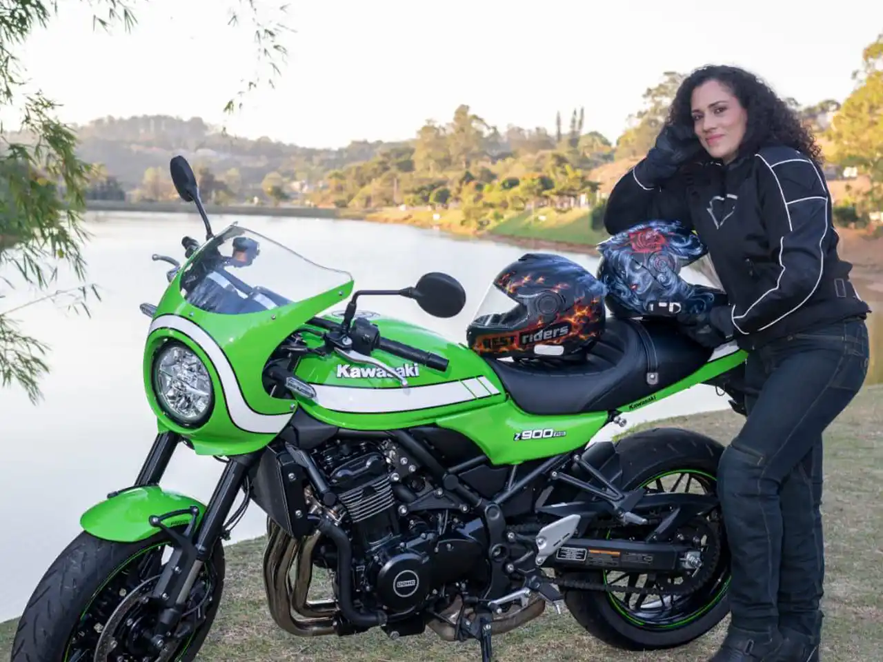 Juliana Crepaldi, motociclista - Divulgação Juliana Crepaldi, motociclista - Divulgação