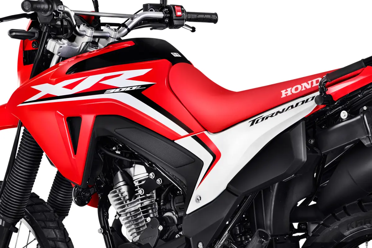 XR 300L Tornado - Divulgação XR 300L Tornado - Divulgação