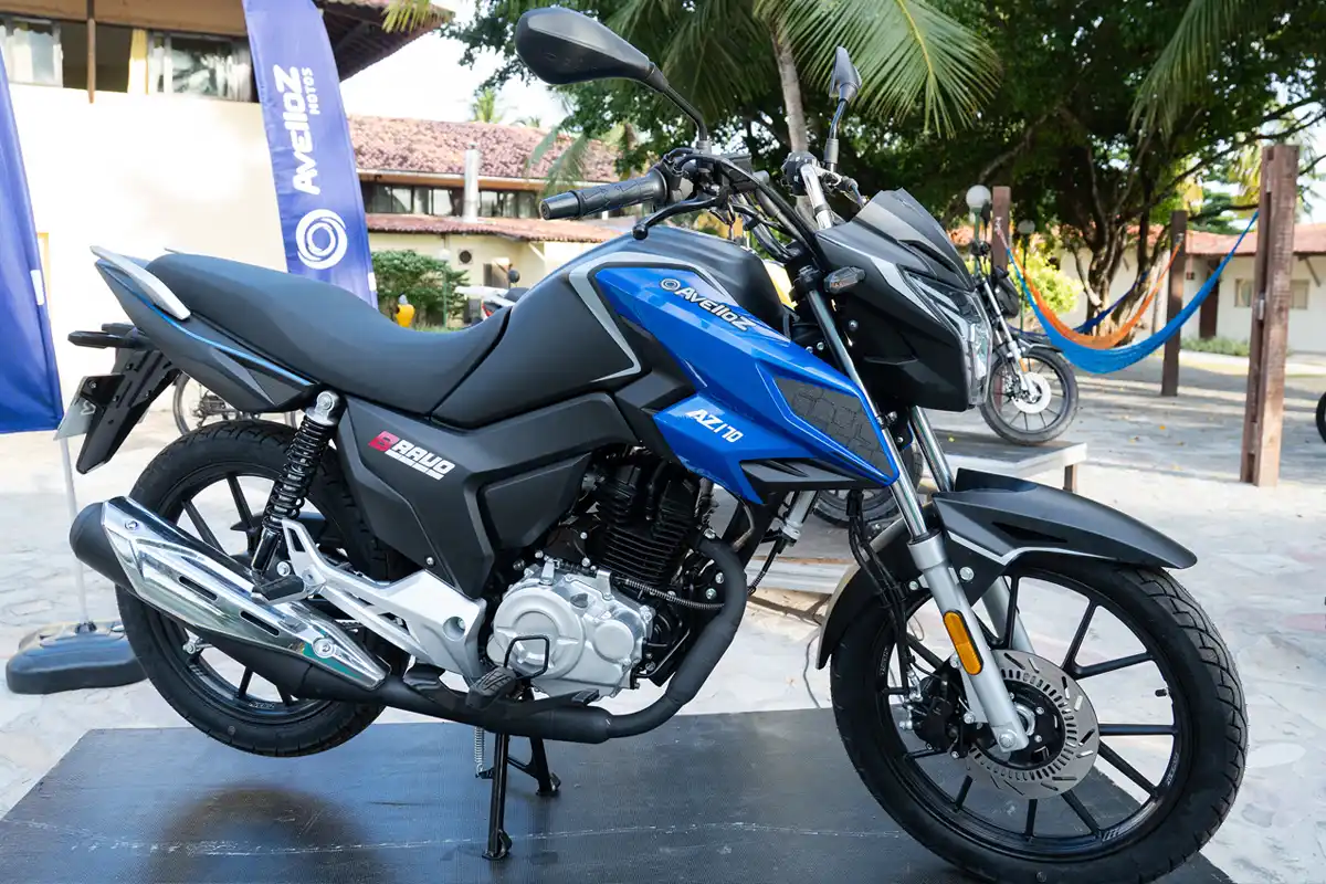Avelloz abre lojas em SP e confirma moto inédita ainda para 2026 1 Avelloz AZ170 Bravo 8