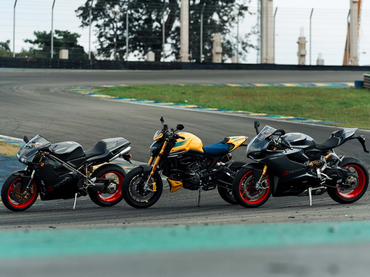 Ducati e a marca Senna: as três motocicletas tributo a Ayrton Senna - Divulgação Ducati e a marca Senna: as três motocicletas tributo a Ayrton Senna - Divulgação