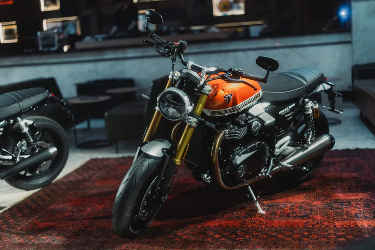 Speed Twin 1200 RS Heritage Night - Divulgação Speed Twin 1200 RS Heritage Night - Divulgação