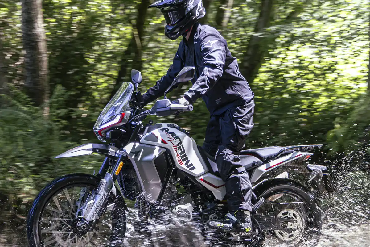 Moto Morini Alltrhike 450 - Divulgação Moto Morini Alltrhike 450 - Divulgação