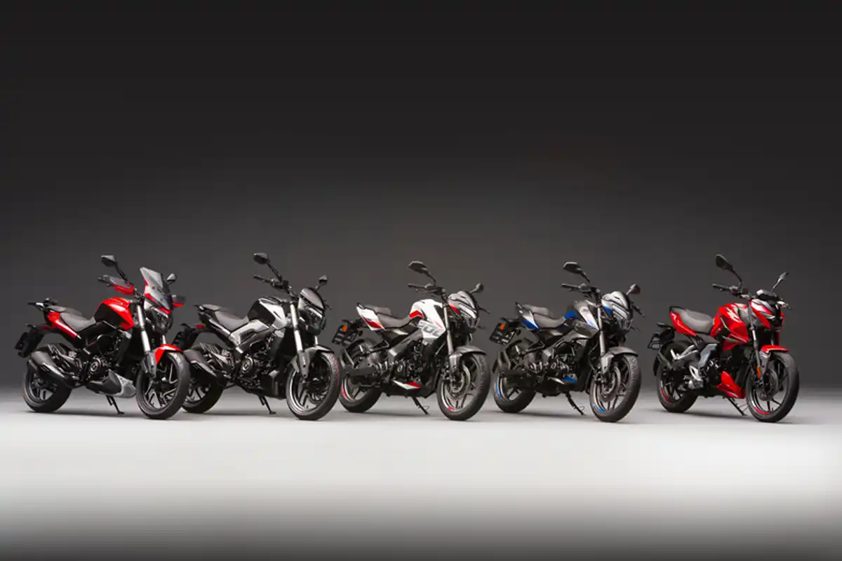 Família 400 da Bajaj - Divulgação Família 400 da Bajaj - Divulgação