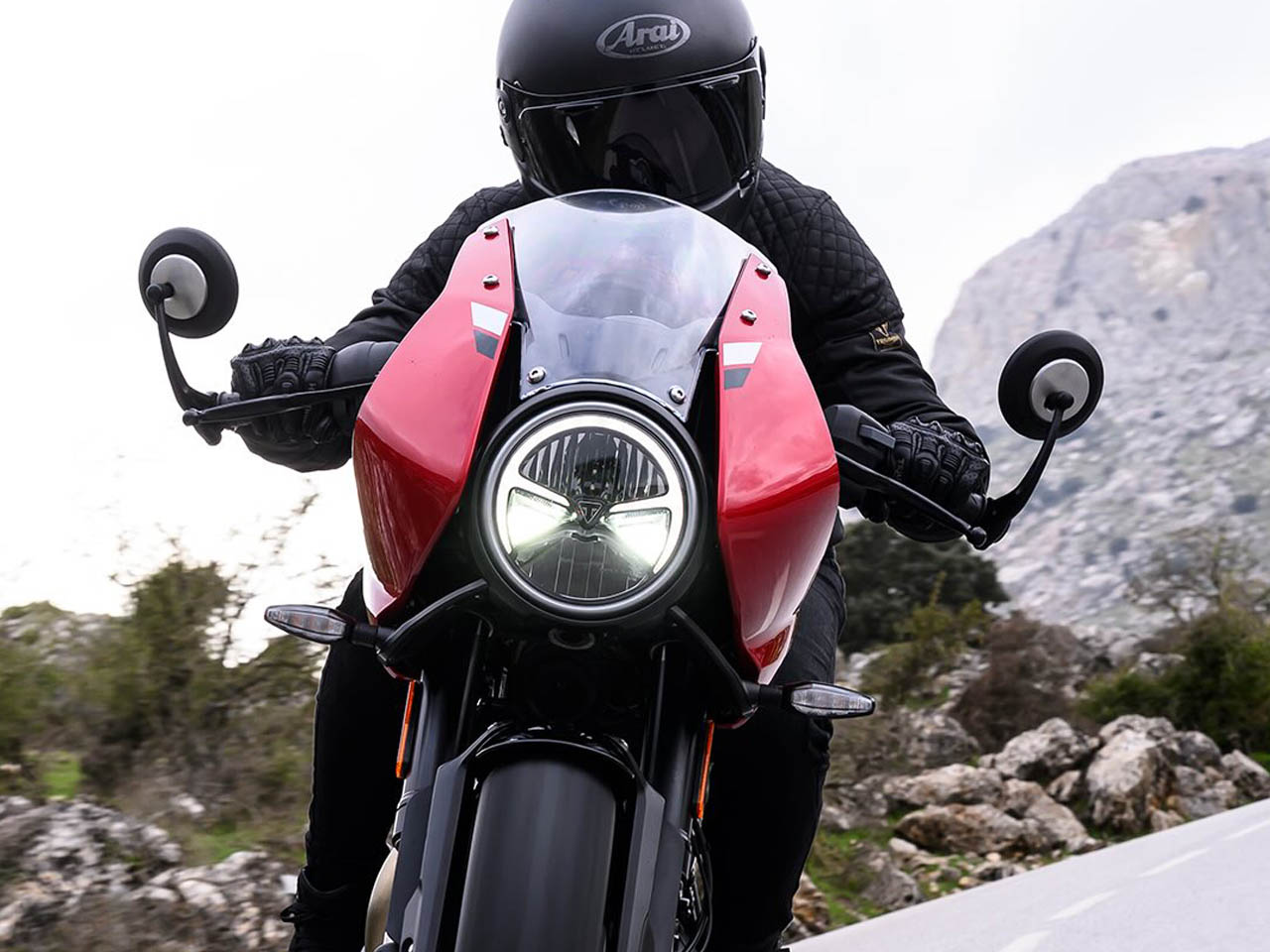 Thruxton 400 - Divulgação Thruxton 400 - Divulgação