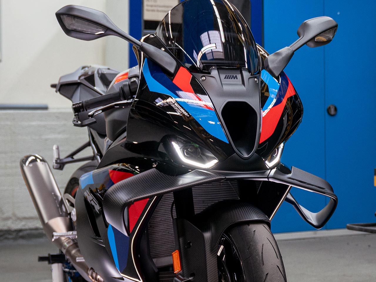 BMW M 1000 RR 2027 - Divulgação BMW M 1000 RR 2027 - Divulgação