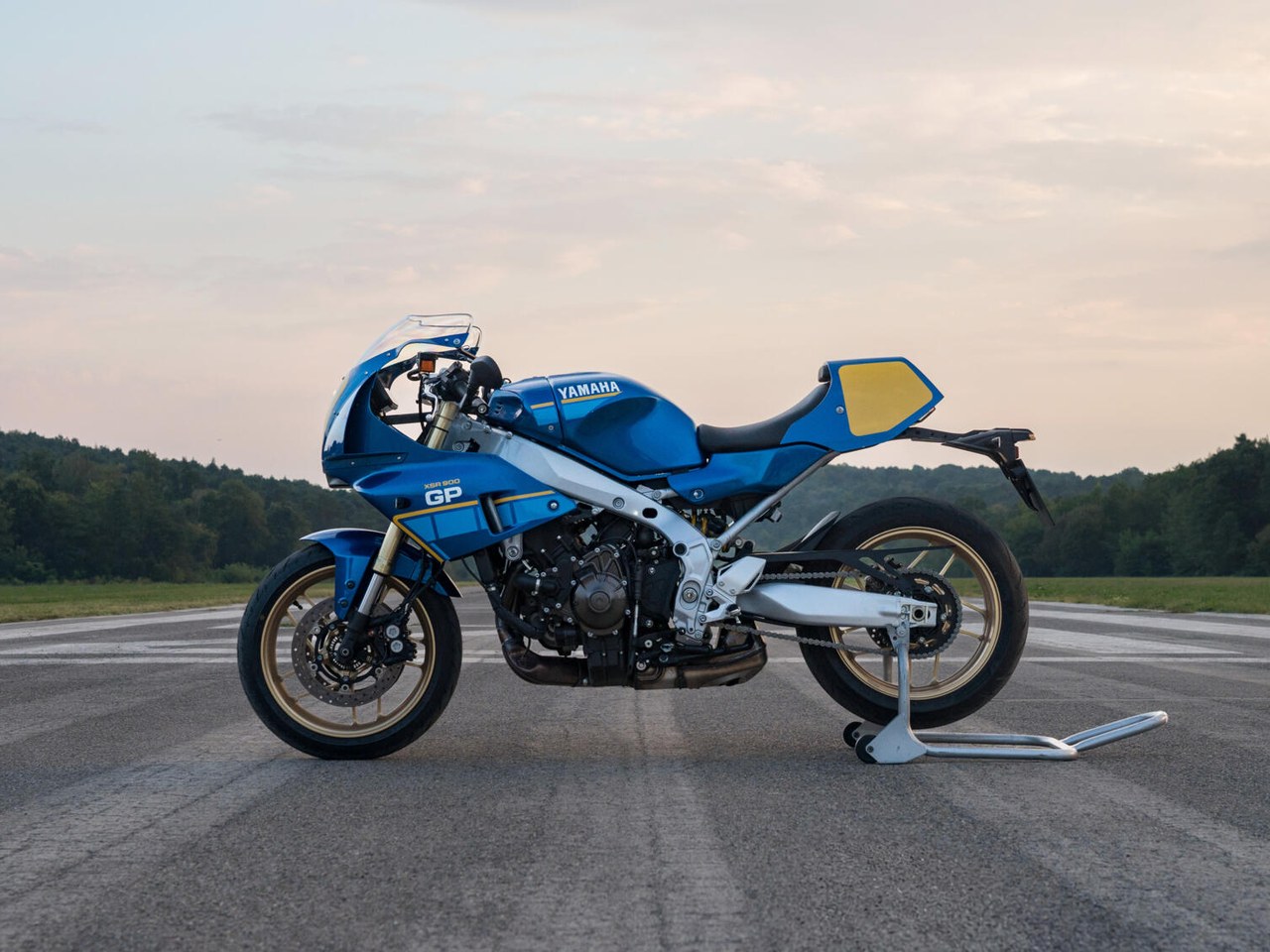 Yamaha XSR900 GP 2027 - Divulgação Yamaha XSR900 GP 2027 - Divulgação